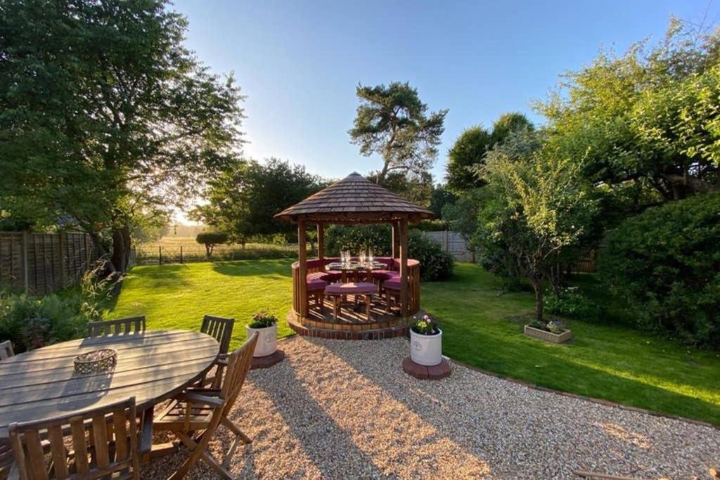 Rose Cottage Rowland's Castle エクステリア 写真